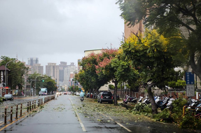 [Photo] Bão Megi đổ bộ vào Đài Loan làm hơn 30 người bị thương ảnh 3