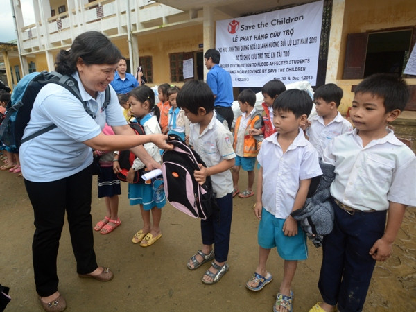 Trẻ em là đối tượng dễ bị tổn thương nhất bởi biến đổi khí hậu ảnh 1