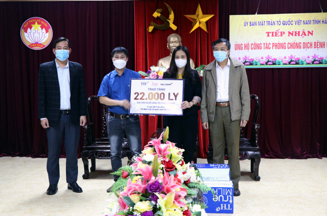 Những ly sữa ấm áp tình người cho phụ nữ mang thai trở về từ tâm dịch ảnh 2