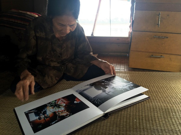 Bài 3: Vợ chồng nghèo bên sông Hồng “nhặt yêu thương" cho Tết ảnh 2