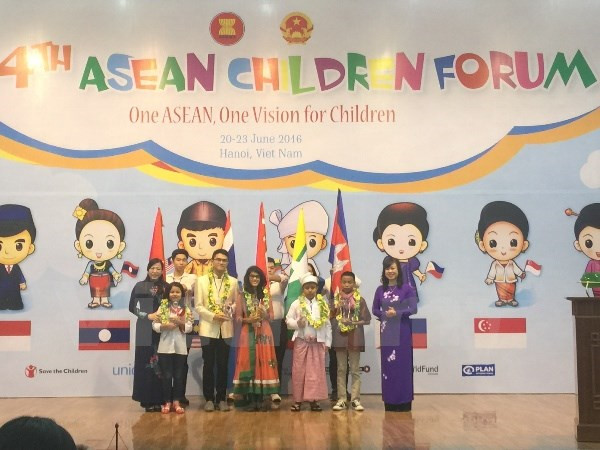 Diễn đàn trẻ em ASEAN lần thứ tổ chức tại Việt Nam. (Ảnh: PV/Vietnam+) 10 sự kiện nổi bật ngành lao động-thương binh và xã hội năm 2016 ảnh 7