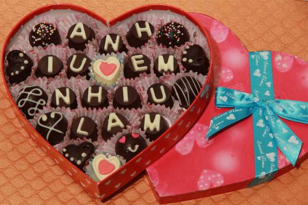 Thỏa sức lựa chocolate nghệ thuật, handmade dịp Valentine ảnh 1