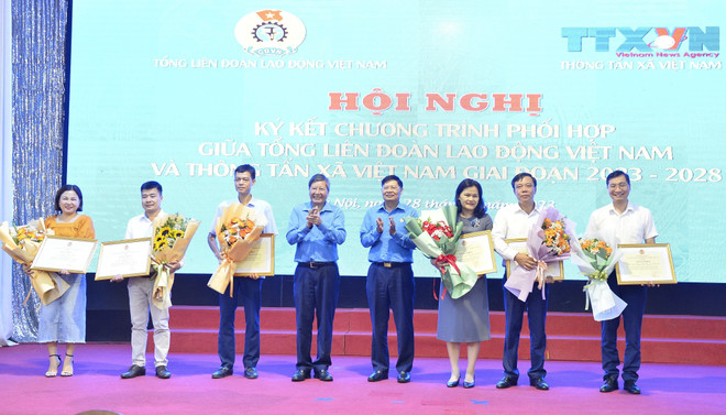 TTXVN hướng tới đa dạng hoá cách tuyên truyền về hoạt động công đoàn ảnh 1