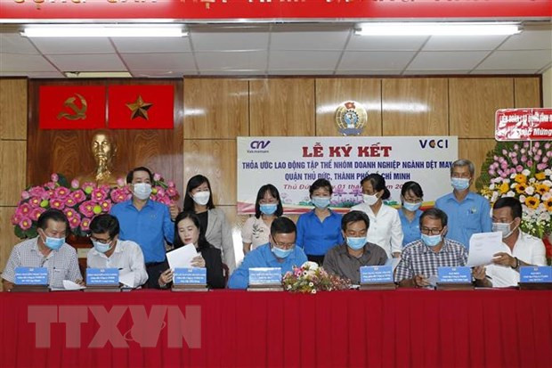 Đối thoại tại nơi làm việc chính là 'chìa khoá' để cân bằng lợi ích ảnh 1