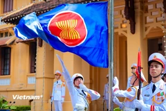 Trang trọng Lễ thượng cờ kỷ niệm 58 năm Ngày thành lập ASEAN