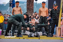 Ấn tượng màn biểu diễn khí công, võ thuật của lực lượng Cảnh sát cơ động