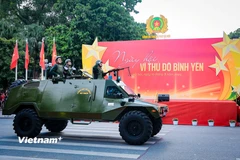 Cận cảnh dàn xe cơ giới hiện đại của Công an Hà Nội tại Ngày hội vì Thủ đô bình yên