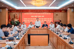 Buổi họp báo thông tin về kết quả đạt được sau gần 2 tháng phát động Chương trình "65 nghĩa tình Việt Nam-Cuba." (Ảnh: Hoài Nam/Vietnam+)
