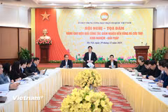 Ông Cao Xuân Thạo, Ủy viên Đoàn Chủ tịch, Trưởng ban Công tác xã hội Cơ quan Ủy ban Trung ương Mặt trận Tổ quốc Việt Nam phát biểu tại Hội nghị. (Ảnh: Hoài Nam/Vietnam+)