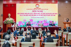 Hội nghị hiệp thương phân bổ cơ cấu, thành phần, số lượng người được giới thiệu ứng cử đại biểu Quốc hội khóa XVI của Mặt trận Tổ quốc Việt Nam tổ chức chiều 19/12. (Ảnh: Hoài Nam/Vietnam+)