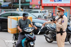 Hà Nội: Cảnh sát giao thông tăng cường xử lý vi phạm trong khung giờ cao điểm