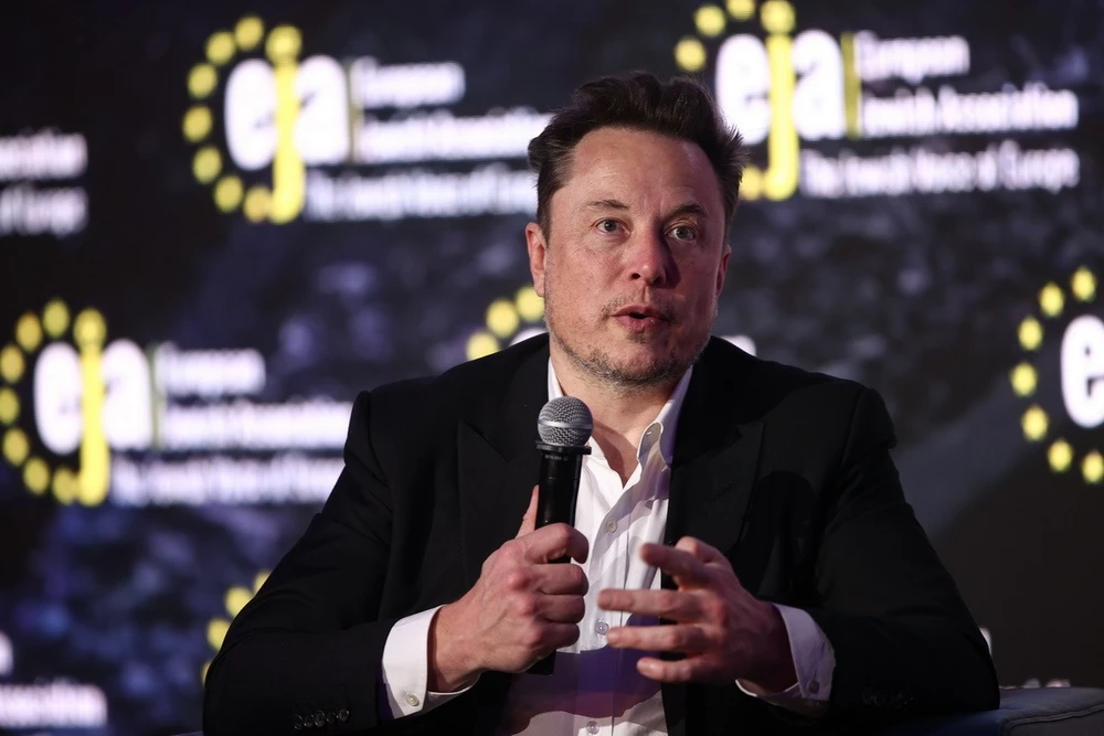 Tổng thống Mỹ tin Elon Musk giúp phát hiện hàng trăm tỷ USD gian lận |  Vietnam+ (VietnamPlus)