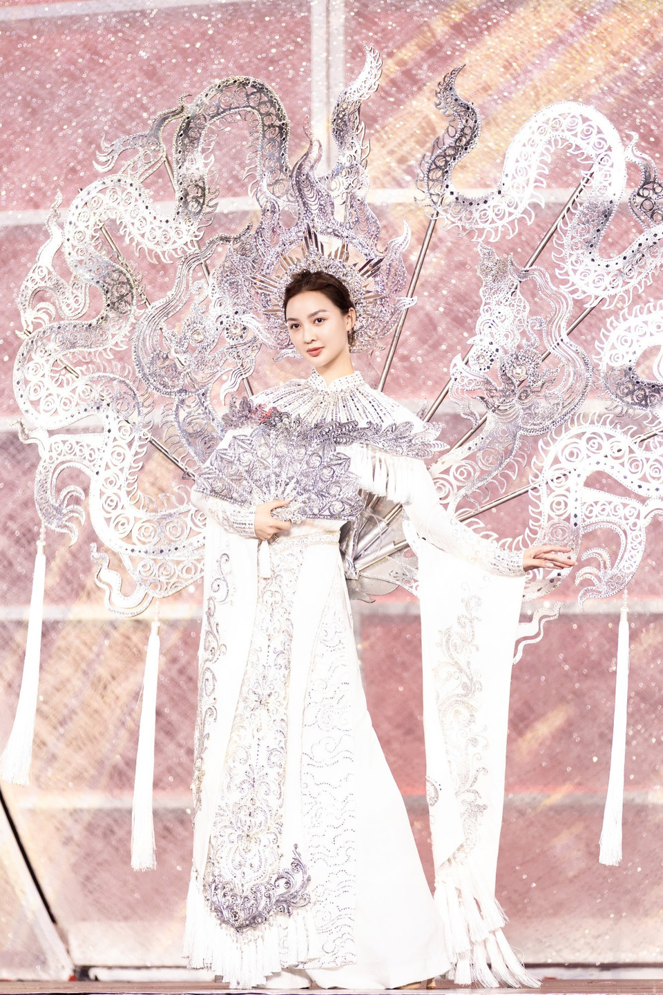 Đêm Khai mạc Lễ hội Áo dài Thành phố Hồ Chí Minh lần thứ 12 năm 2026 cùng chương trình nghệ thuật “Áo dài với cuộc sống” – Vietnam Beauty Fashion Fest XIV được kỳ vọng sẽ mang đến những tiết mục đặc sắc, để lại nhiều dấu ấn đáng nhớ. (Ảnh: CTV/Vietnam+)