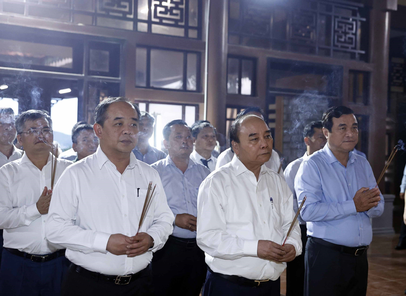 [Photo] Chủ tịch nước dự lễ Kỷ niệm 50 năm chiến thắng Cấm Dơi ảnh 7