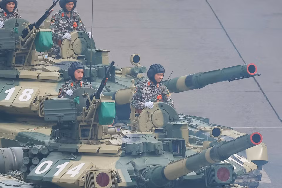 Dàn vũ khí hiện đại của Quân đội Nhân dân Việt Nam tham gia tổng duyệt. (Ảnh: PV/Vietnam+)