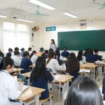 Thí sinh ôn thi tốt nghiệp trung học phổ thông. (Ảnh: PV/Vietnam+)