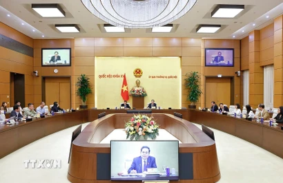 Chủ tịch Quốc hội Trần Thanh Mẫn, Trưởng Ban Tổ chức Diễn đàn về xây dựng pháp luật phát biểu. (Ảnh: Doãn Tấn/TTXVN)