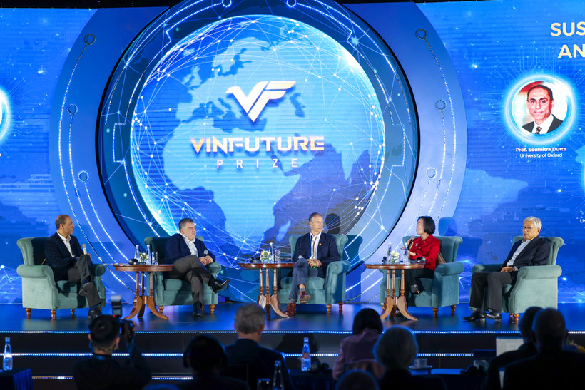 Tọa đàm “Cơ sở hạ tầng bền vững và Giao thông Xanh" là sự kiện thứ ba trong chuỗi hội thảo “Khoa học vì Cuộc sống." (Ảnh: Minh Sơn/Vietnam+)