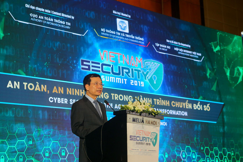 Bộ trưởng Nguyễn Mạnh Hùng khẳng định Hội thảo về an toàn, an ninh mạng Việt Nam sẽ được tổ chức thường niên. (Ảnh: Minh Sơn/Vietnam+)