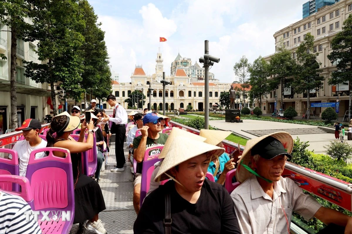Thời cơ vàng để du lịch TP.HCM chuyển đổi đột phá, bứt phá vươn tầm