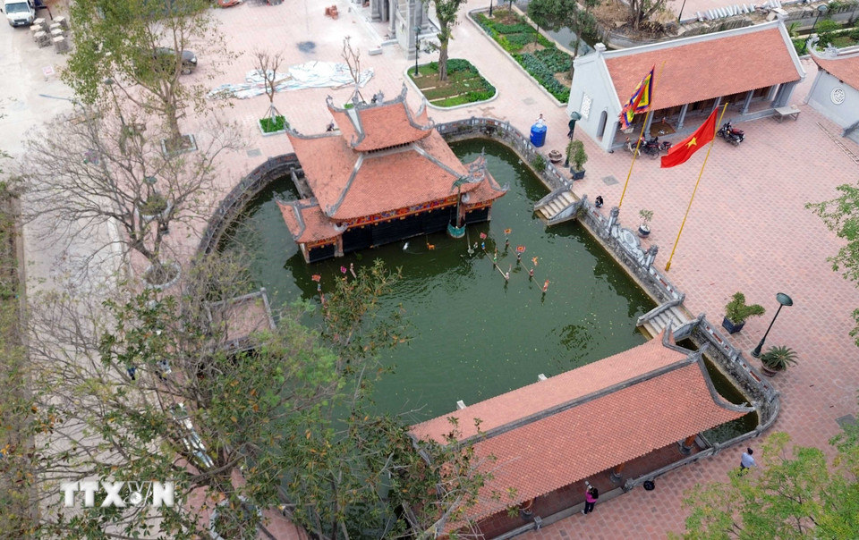 Thủy đình biểu diễn rối nước tại làng Đào Thục, xã Thụy Lâm, huyện Đông Anh. (Ảnh: Trần Việt/TTXVN)