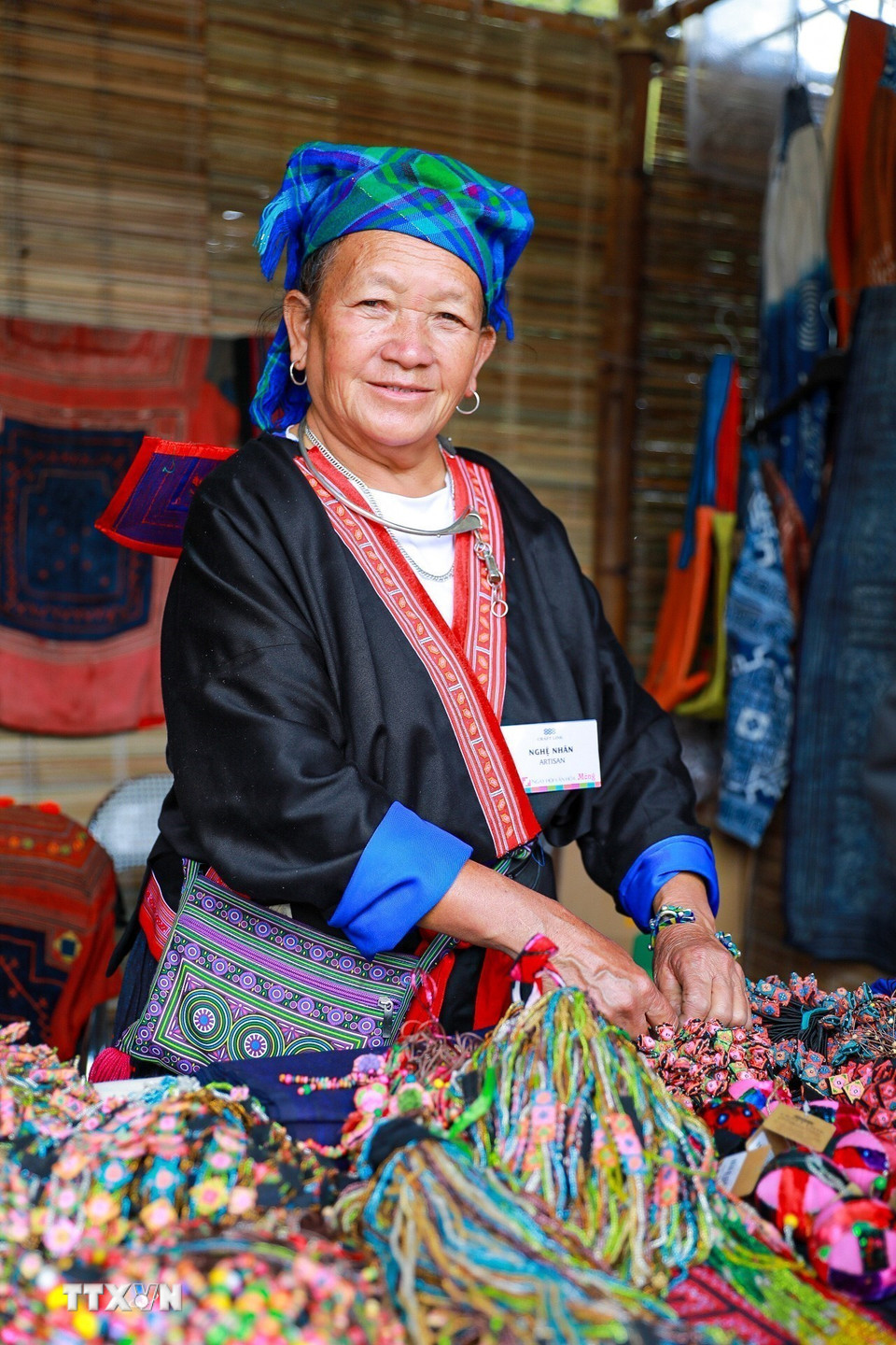 Người Mông hoa (Điện Biên). (Ảnh: Khánh Hoà /TTXVN)