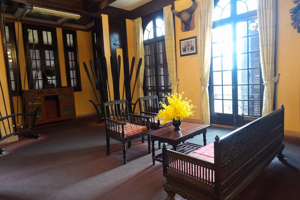Phòng tiếp khách mang phong cách hoàng gia tại tầng 1 của Cung Nam phương Hoàng Hậu. (Ảnh: Nguyễn Dũng/TTXVN)