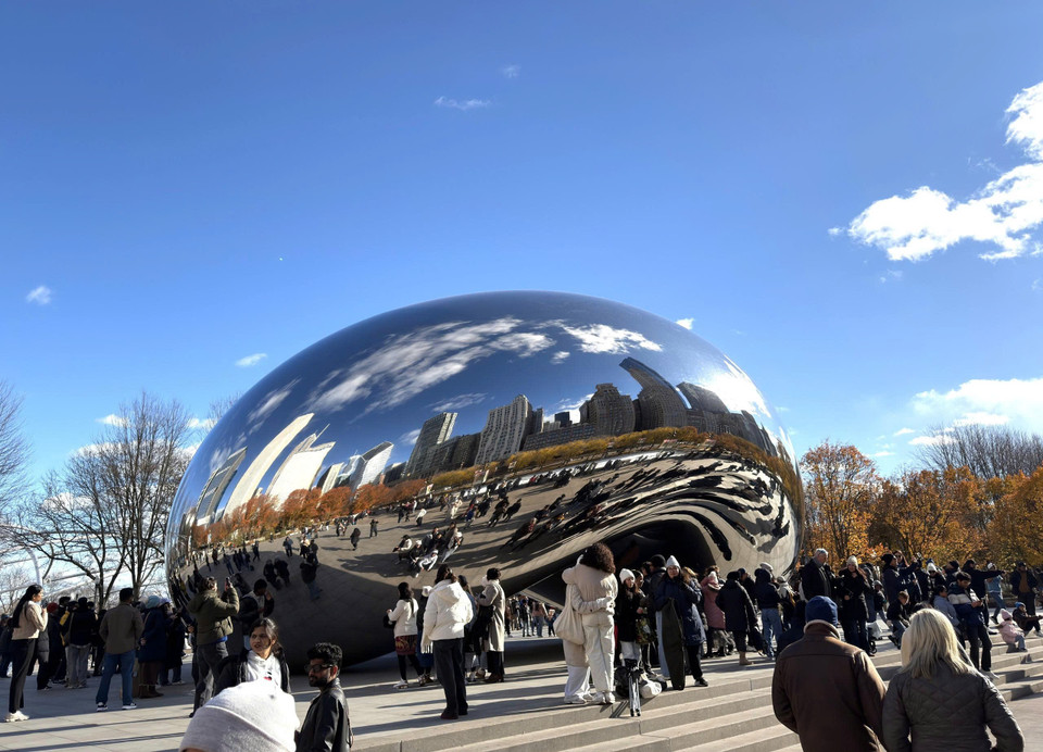 The Bean” lấp lánh dưới ánh sáng mùa Đông Chicago. (Ảnh: Ngọc Quang/TTXVN)