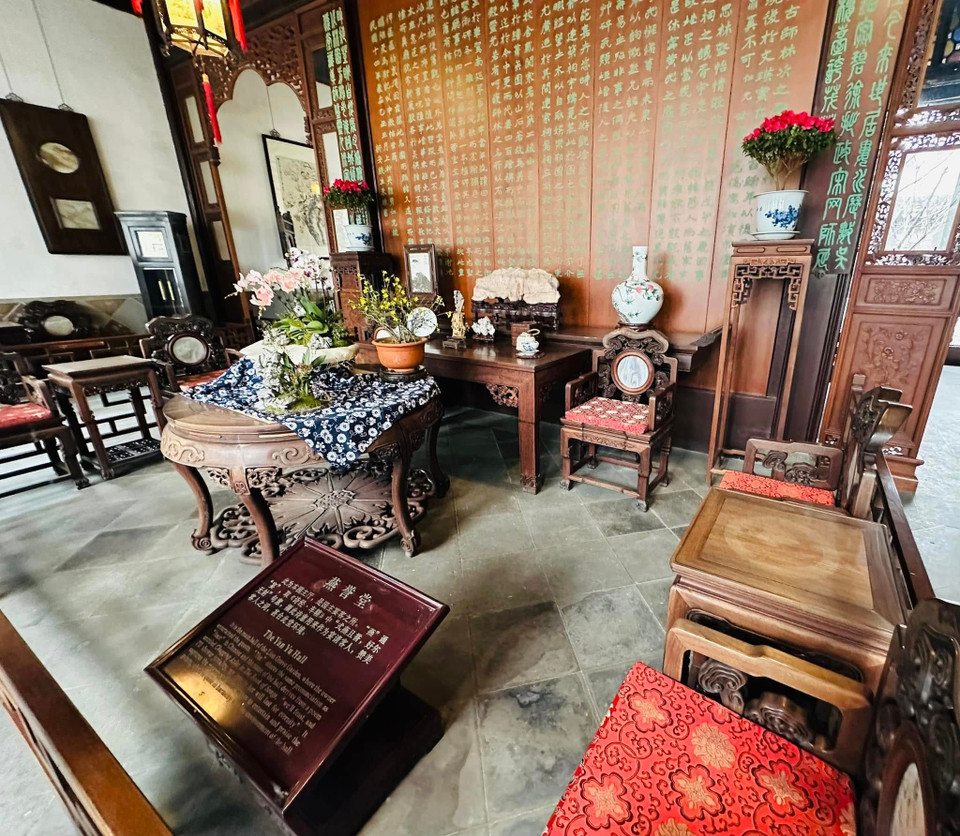 Yên Ngọc Đường trưng bày không ít những di vật cổ. (Ảnh: Anh Quang/Vietnam+)