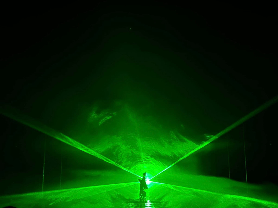 Đây là chương trình nghệ thuật được dàn dựng công phu với kỹ hiện đại nhất, do đạo diễn tài danh Trương Nghệ Mưu dàn dựng.(Ảnh: Anh Quang/Vietnam+)