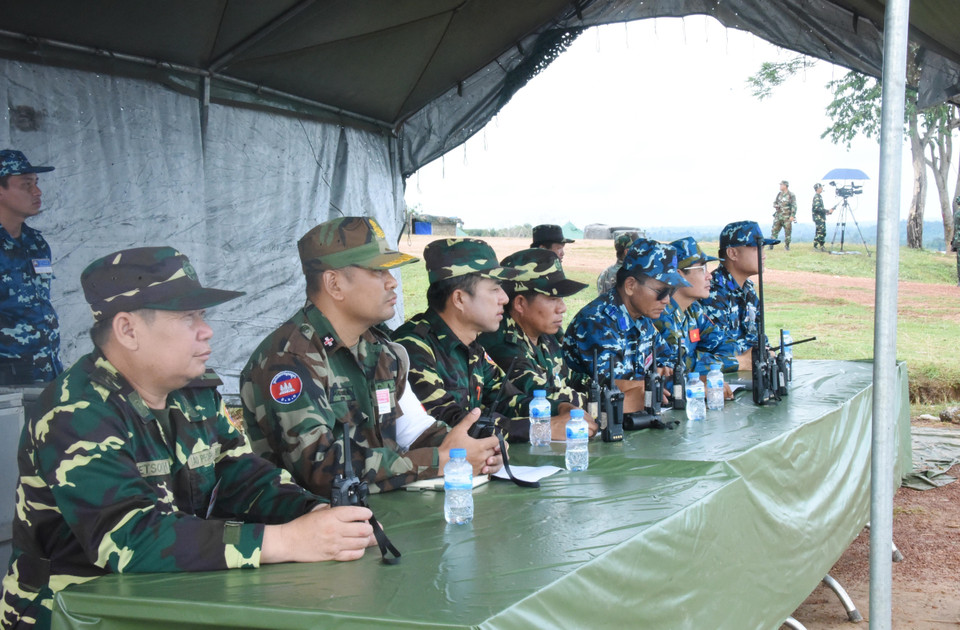 Lực lượng chỉ huy tại chỗ của ba nước Việt Nam-Lào-Campuchia trong Diễn tập. (Ảnh: Xuân Tú/TTXVN)