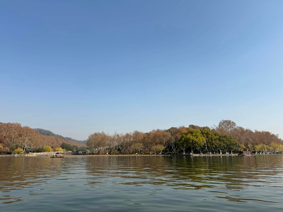 Tây Hồ là một điểm đến mang tính biểu tượng của thành phố Hàng Châu, Trung Quốc. (Ảnh: Anh Quang/Vietnam+)