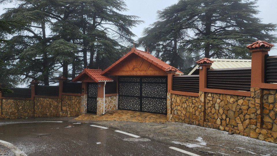 Một ngôi biệt thự nghỉ dưỡng ở trung tâm thị trấn. (Ảnh: Mạnh Hùng/TTXVN)