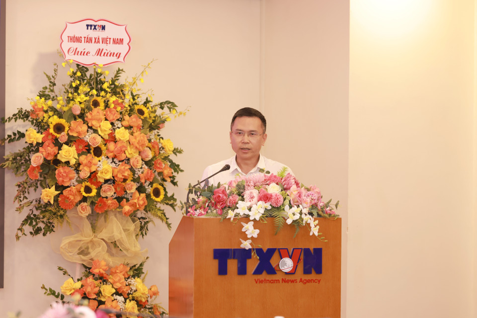 Ông Phạm Anh Tuấn, Cục trưởng Cục Thông tin cơ sở và Thông tin đối ngoại (Bộ Văn hoá, Thể thao và Du lịch) thảo luận tại tọa đàm. (Ảnh: TTXVN)