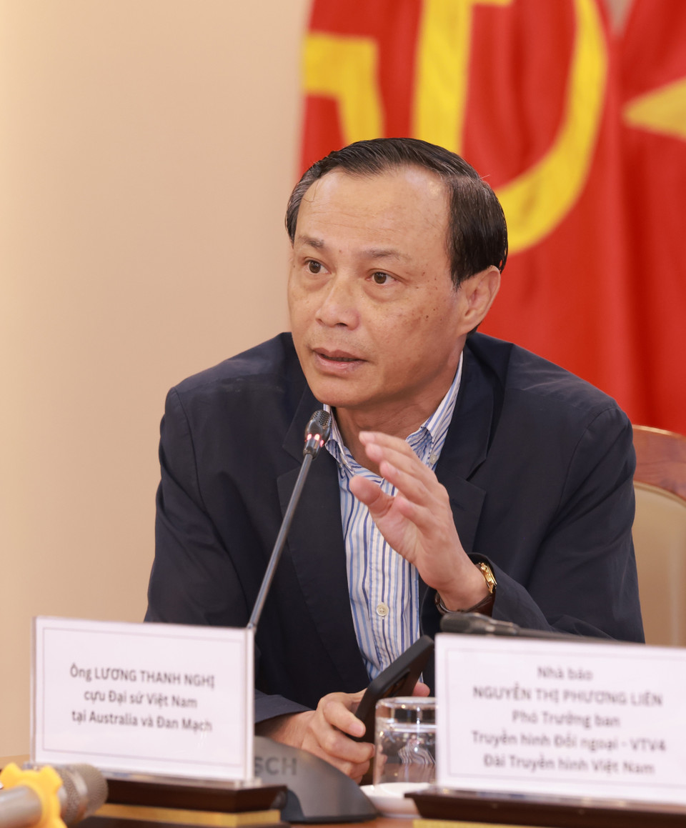 Ông Lương Thanh Nghị, Cựu Đại sứ Việt Nam tại Australia và Đan Mạch phát biểu. (Ảnh: TTXVN)