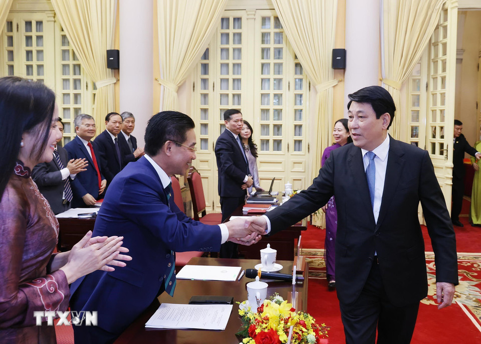 Chủ tịch nước Lương Cường và Phó Chủ tịch nước Võ Thị Ánh Xuân dự hội nghị Tổng kết công tác năm 2025, triển khai nhiệm vụ năm 2026 của Văn phòng Chủ tịch nước. (Ảnh: Lâm Khánh/TTXVN)