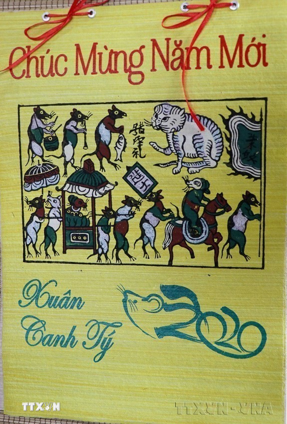 Chuẩn bị Tết Nguyên đán Canh Tý 2020, người dân khắp nơi thường tìm về làng tranh dân gian Đông Hồ, xã Song Hồ (Thuận Thành, Bắc Ninh) để tìm mua tranh có hình ảnh con chuột - linh vật năm Canh Tý, với mong ước gia đình làm ăn phát đạt, may mắn. (Ảnh: Đinh Văn Nhiều/TTXVN)