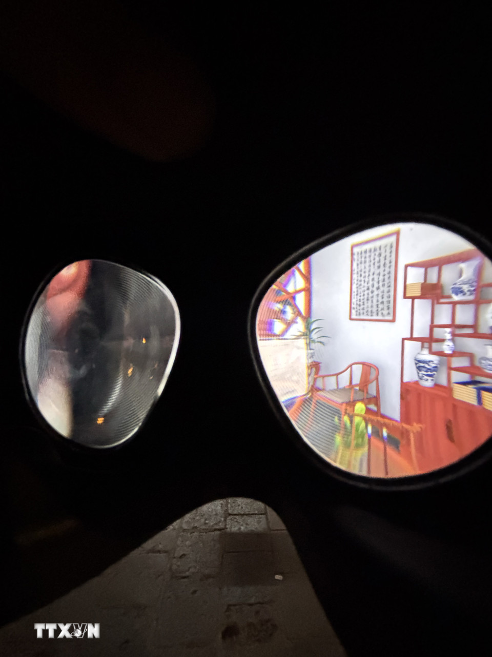 Hình ảnh không gian 3D mô phỏng trải nghiệm viết thư pháp. (Ảnh: Phạm Tuấn Anh/TTXVN)