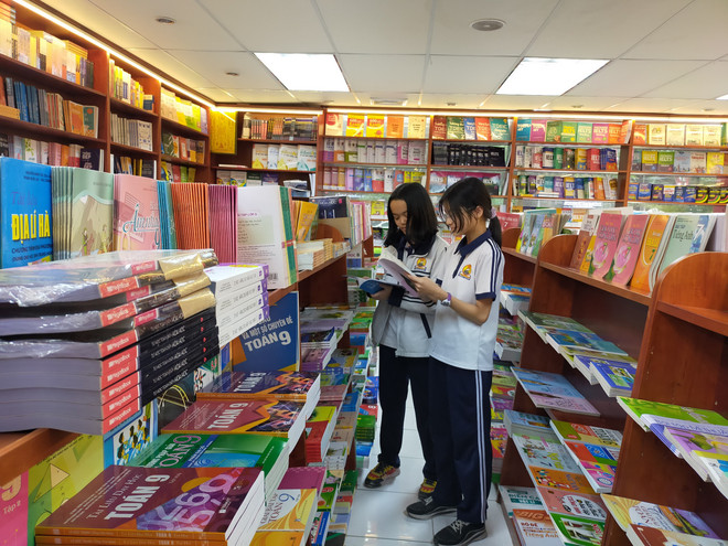 Đề nghị các địa phương tạo điều kiện để phát hành sách giáo khoa ảnh 1