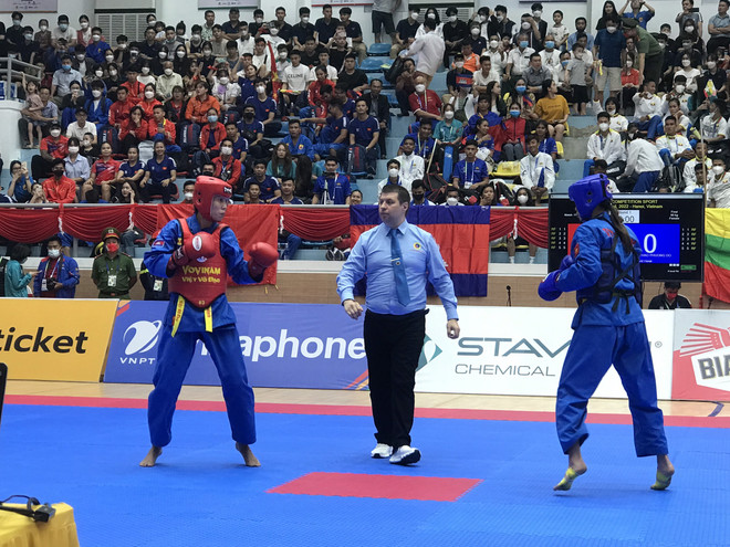 Hành trình ‘giành vàng’ SEA Games 31 của nữ sinh viên nghị lực ảnh 2