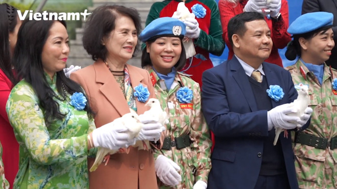 Triển lãm 'Khát vọng hòa bình': Nhìn lại 50 năm Hiệp định Paris ảnh 1