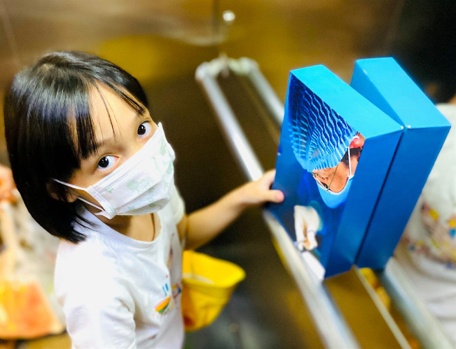 Bác sỹ 'nghìn like' ra sách, hé lộ những chuyện có thật trong phòng mổ ảnh 3