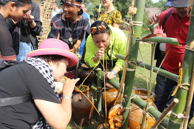 Mừng lúa mới: Lễ hội hoành tráng nhất của người Bana ảnh 11