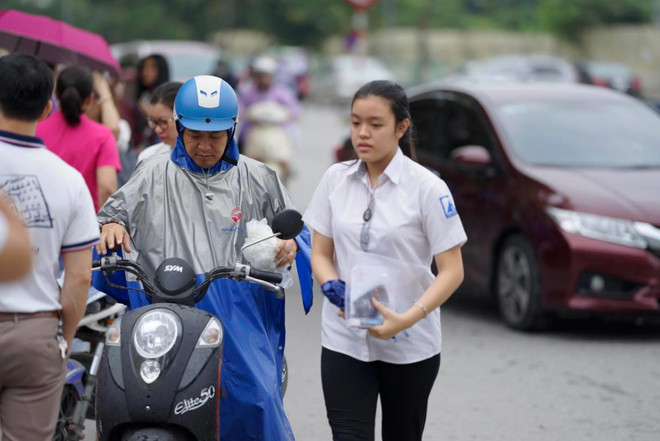 Đề thi vào lớp 10 môn Ngữ văn: Khó nhất là phần nghị luận xã hội ảnh 1