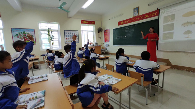 Giao trường chọn sách giáo khoa: Phù hợp thực tiễn, hạn chế tiêu cực ảnh 3