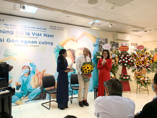 Nghệ sỹ nhiếp ảnh Nguyễn Á tổ chức triển lãm kép tại trung tâm Hà Nội ảnh 3