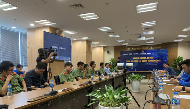 Nhà báo Tạ Bích Loan: 'Tôi từng là nạn nhân bị tấn công trên mạng' ảnh 3