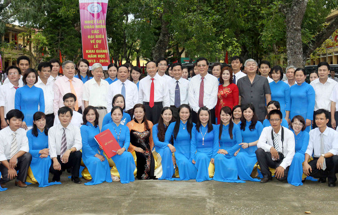 Bài 3: Để có đội ngũ tốt, giáo viên học cách tự ra đề thi ảnh 1