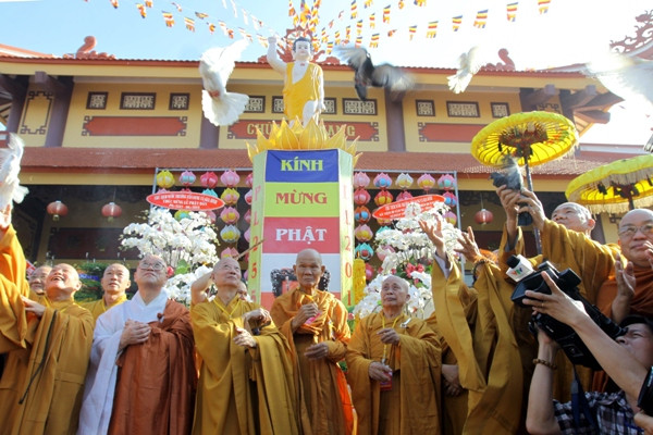 Đại lễ Vesak Liên hợp quốc 2014: Phát triển du lịch tâm linh ảnh 1