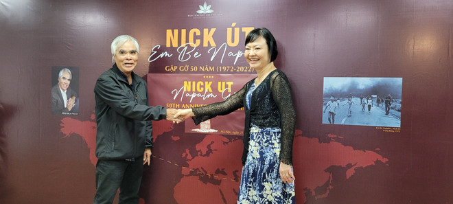 "Em bé Napalm" và nhiếp ảnh gia Nick Út lần đầu hội ngộ tại Việt Nam ảnh 8